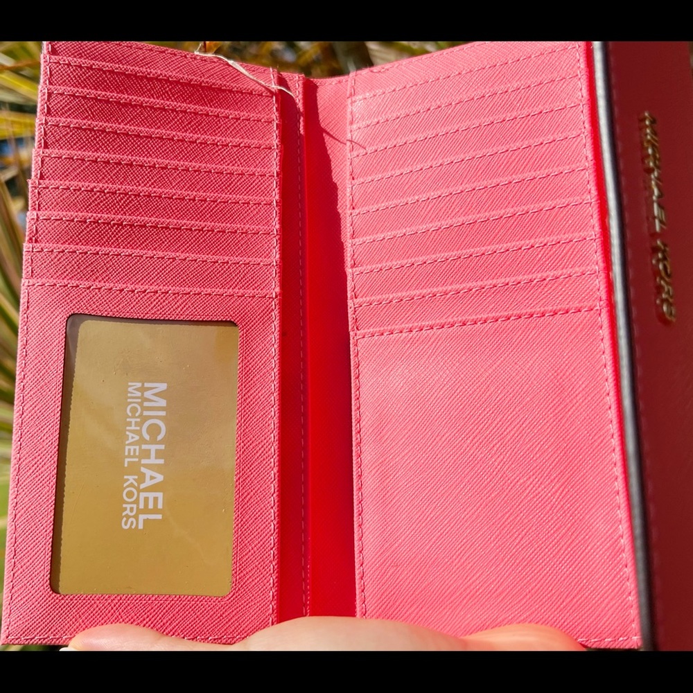 Michael Kors Wallet - Picture 3 of 6